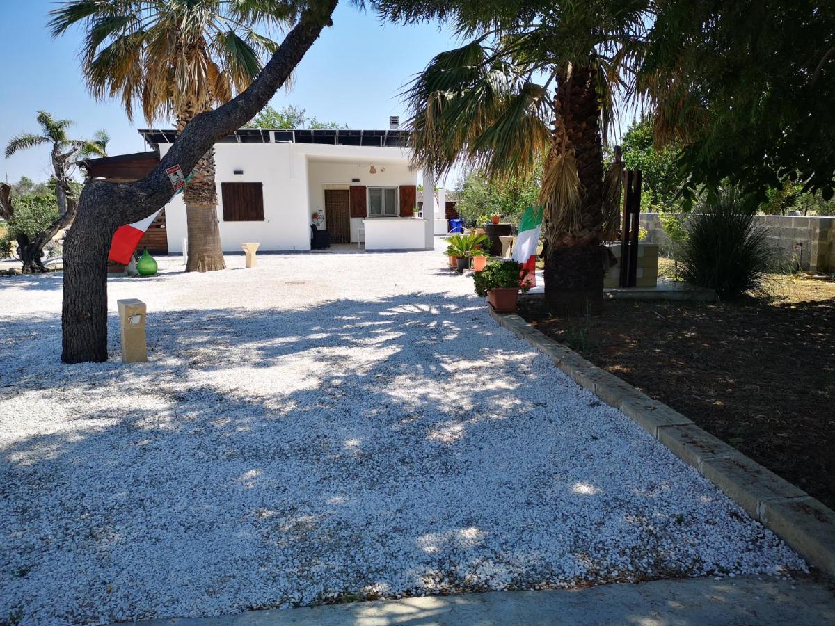 B&B Angolo Magico Parabita Exterior photo